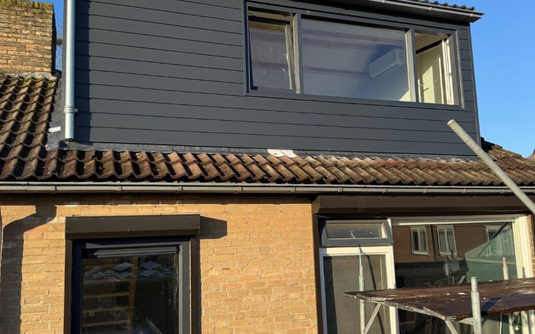 Dakkapel plaatsen, badkamer & wc renovatie, stucwerk plafonds & wanden